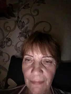 MichelleLove48 online show from April 21, 9:43 pm