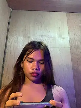 Yourtransalexa25 online show from March 7, 5:40 pm