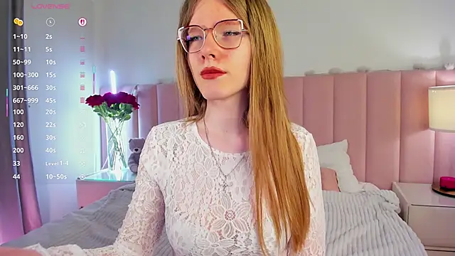 AnGee  online show from February 15, 4:39 pm