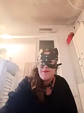 Snapshot of Bra_Sweetdevil chatting on December 1, 7:04 pm Bra Sweetdevil online show from December 1, 7:04 pm