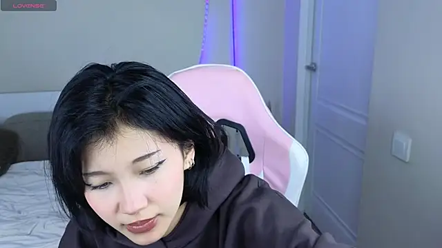 mimiicherry online show from February 26, 3:17 am