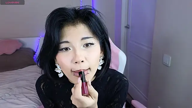 mimiicherry online show from February 24, 2:23 am