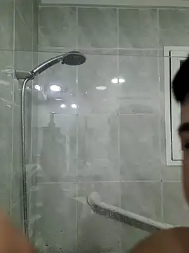 Leroy Luna online show from December 16, 6:01 pm