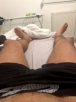 Snapshot of grosqueue3838 chatting on December 2, 1:39 am grosqueue3838 online show from December 2, 1:39 am