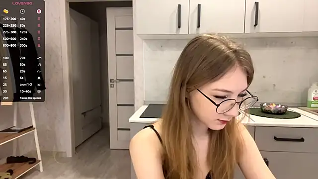 MargyDejong online show from March 3, 10:33 am