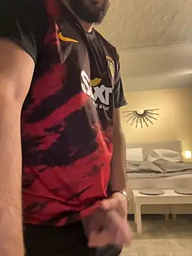 B7874 online show from December 1, 8:42 pm