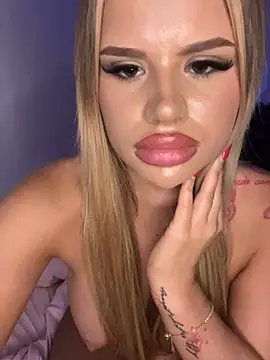 Danielaa 2005 online show from February 25, 6:08 pm