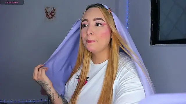 Jazmin kithana online show from January 9, 9:11 pm