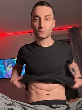 Snapshot of Crazy_Marshall chatting on December 15, 10:15 pm Crazy Marshall online show from December 15, 10:15 pm