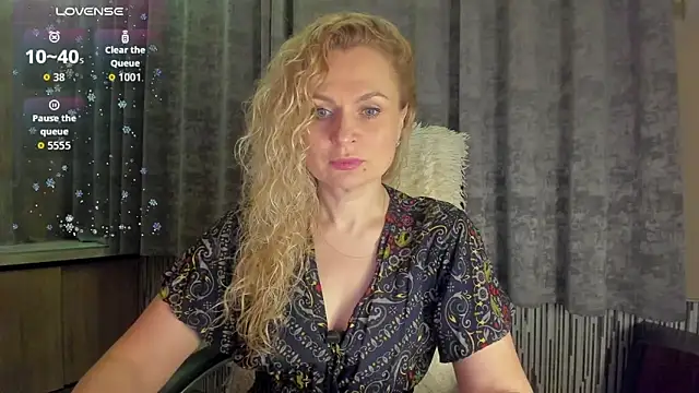 LanaLight x online show from May 29, 8:26 pm