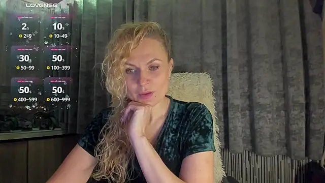 LanaLight x online show from May 10, 9:38 pm
