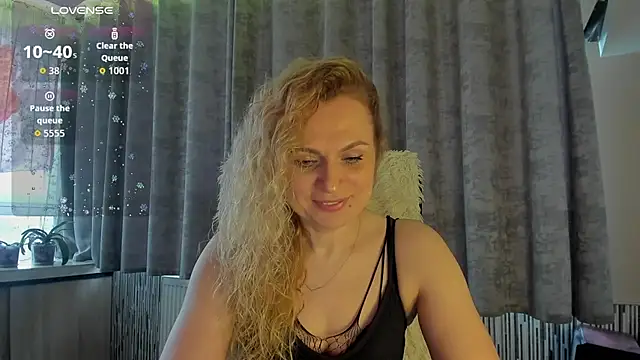 LanaLight x online show from May 18, 4:56 pm