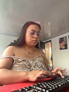 Nahomi150524 online show from December 1, 7:48 pm