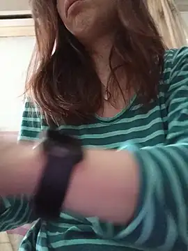 gatitachula93 online show from May 16, 2:49 pm