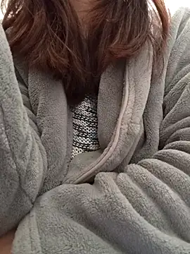 gatitachula93 online show from April 14, 11:48 am