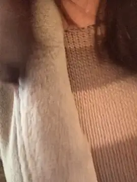 gatitachula93 online show from February 23, 2:28 pm