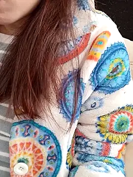 gatitachula93 online show from April 3, 1:50 pm