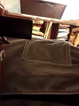 gatitachula93 online show from February 20, 11:06 pm