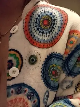 gatitachula93 online show from March 27, 8:54 pm