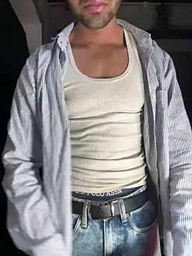 fitboy xxx online show from March 8, 7:39 pm