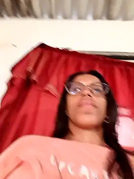 Dirty She Wolf online show from December 3, 2:16 pm