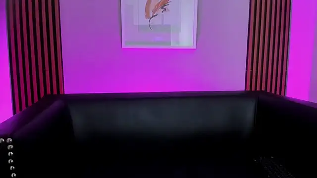 Snapshot of Ariana_collinss chatting on July 3, 11:28 am Ariana collinss online show from July 3, 11:28 am