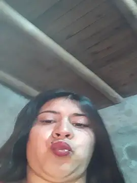 Estefanny Lolyy online show from June 1, 6:02 am