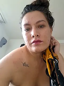 Snapshot of adele_69 chatting on June 14, 5:36 pm adele 69 online show from June 14, 5:36 pm