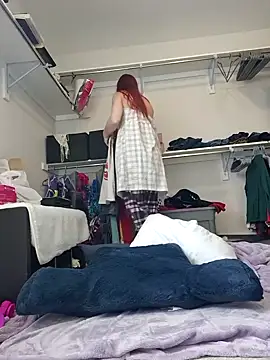 poleslut69 online show from February 9, 2:15 pm