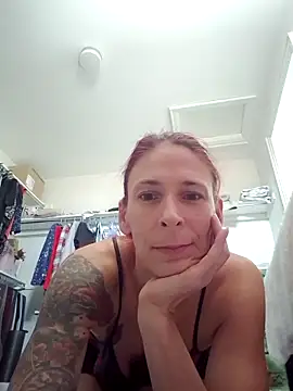 poleslut69 online show from December 18, 4:00 pm