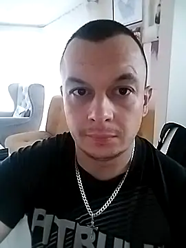 adiadi3131 online show from December 1, 8:26 am