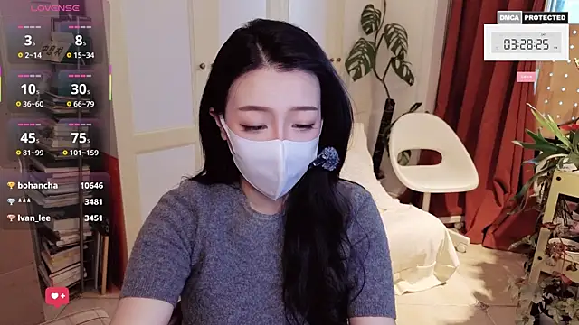 nayomi 34f online show from April 11, 7:27 am