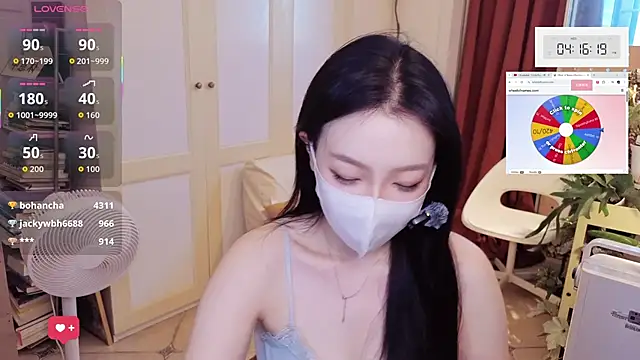 nayomi 34f online show from April 29, 8:18 am
