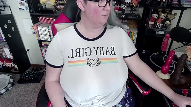 SugarTsunami online show from May 7, 11:52 pm