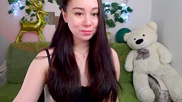 Snapshot of AlinaEleven chatting on February 1, 11:58 pm AlinaEleven online show from February 1, 11:58 pm