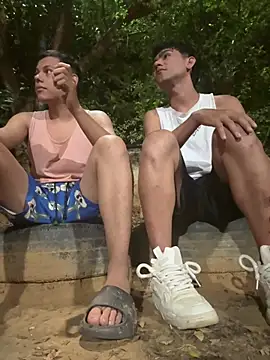 Snapshot of Latin_boys79 chatting on February 27, 5:29 am Latin boys79 online show from February 27, 5:29 am