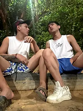 Snapshot of Latin_boys79 chatting on January 8, 7:03 am Latin boys79 online show from January 8, 7:03 am