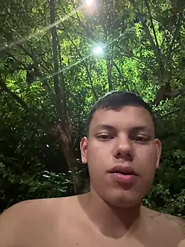 Snapshot of Latin_boys79 chatting on February 20, 6:19 am Latin boys79 online show from February 20, 6:19 am