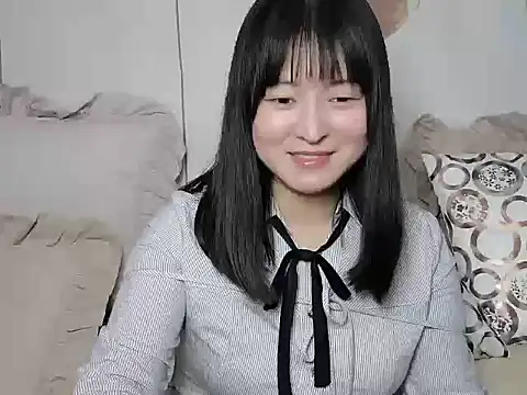 Snapshot of Cheri99 chatting on December 4, 9:41 am Cheri99 online show from December 4, 9:41 am