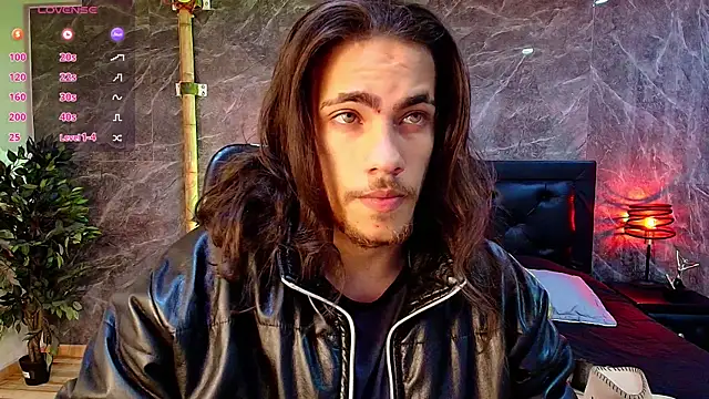 PatrickS25 online show from January 15, 5:33 am