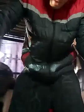 PatrickS25 online show from December 22, 5:24 pm