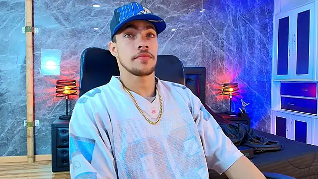 Snapshot of PatrickS25 chatting on February 16, 5:06 am PatrickS25 online show from February 16, 5:06 am