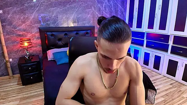 Snapshot of PatrickS25 chatting on March 4, 4:20 am PatrickS25 online show from March 4, 4:20 am