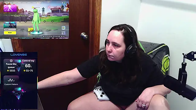 msgamergirl69 online show from March 24, 9:09 am