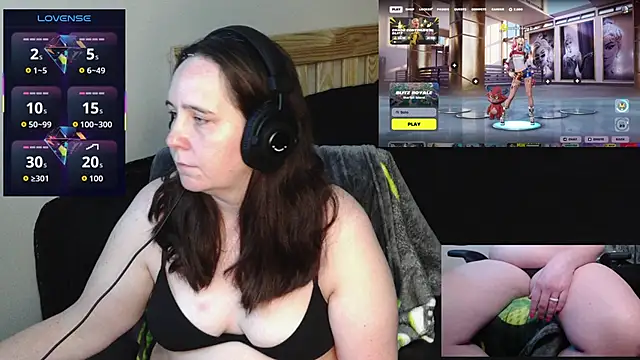 msgamergirl69 online show from April 3, 4:30 am