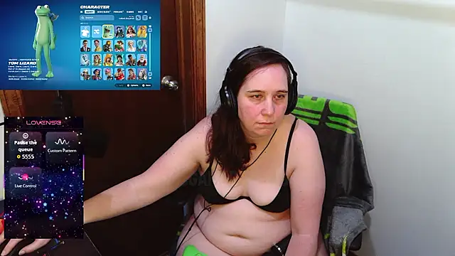 msgamergirl69 online show from March 9, 3:32 am
