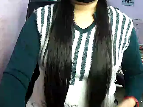 naughty-prachi online show from December 17, 9:03 am