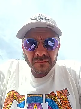 Cicciolino 23 online show from February 26, 6:52 pm