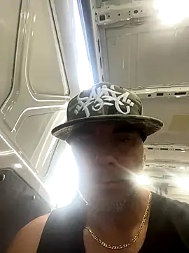 ValuedConcept687 online show from December 22, 5:57 pm