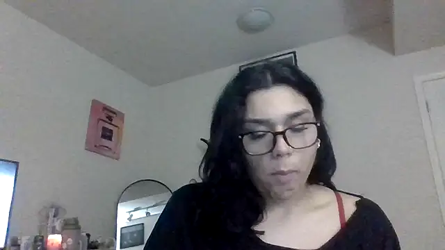 lunabellaX0 online show from December 5, 12:43 am